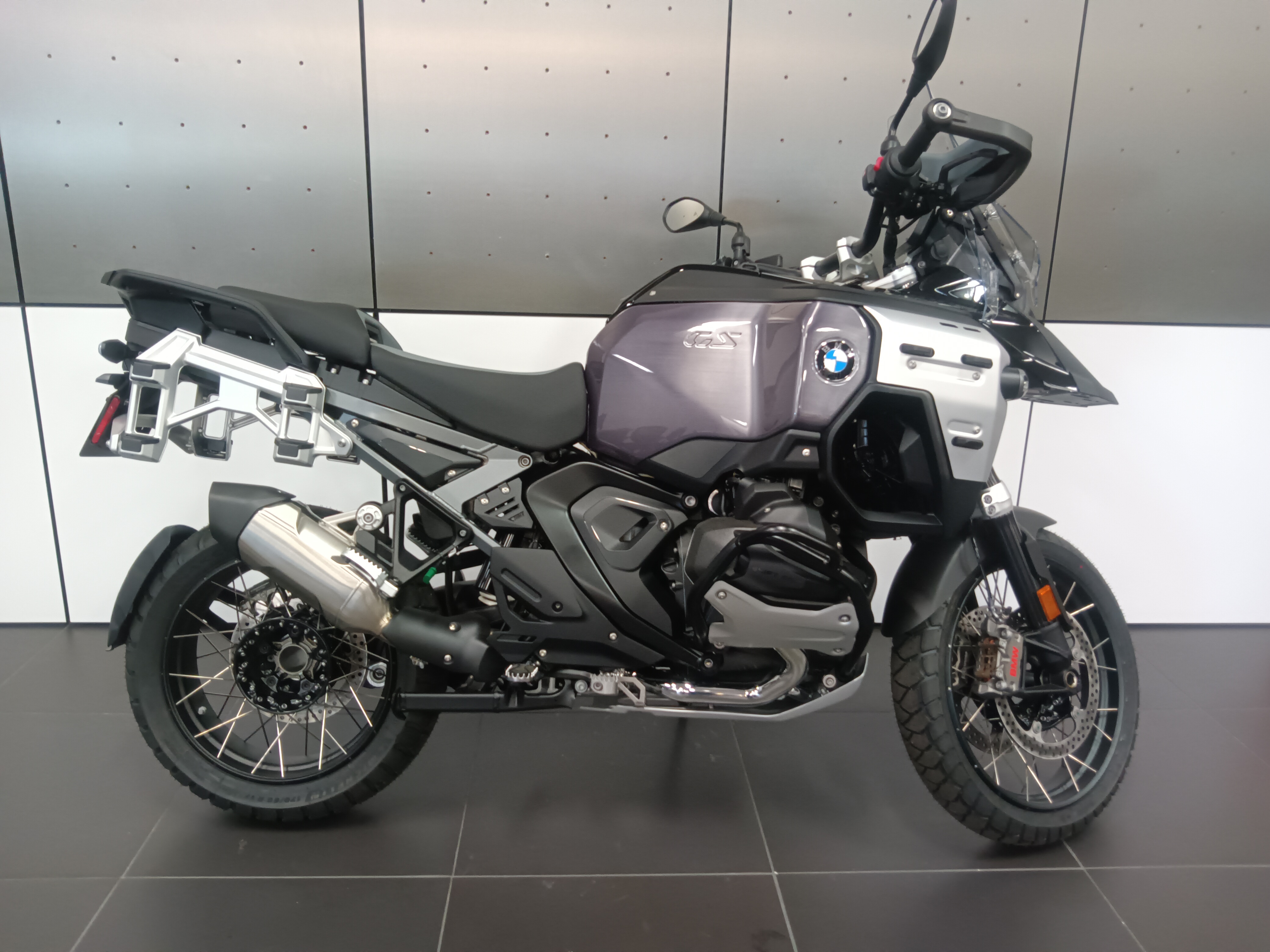 2025 BMW R 1300 GS Adventure in De Pere, WI