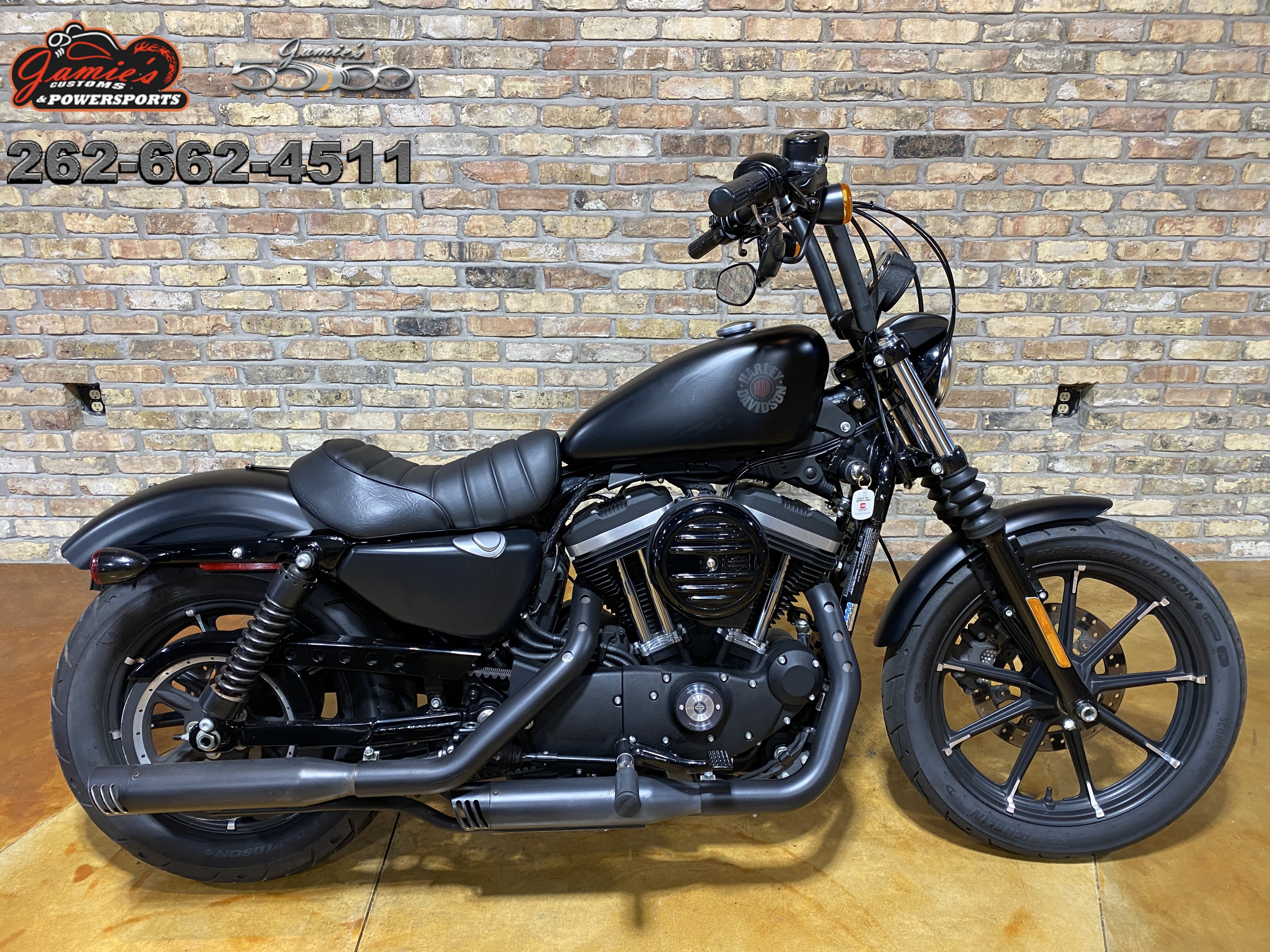 2022 Harley-Davidson Iron 883™ IRON in Big Bend, WI