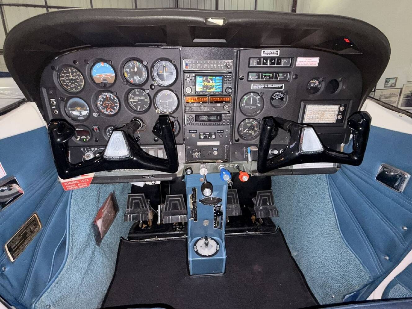 A photo of this 1971 Cessna 182N SKYLANE