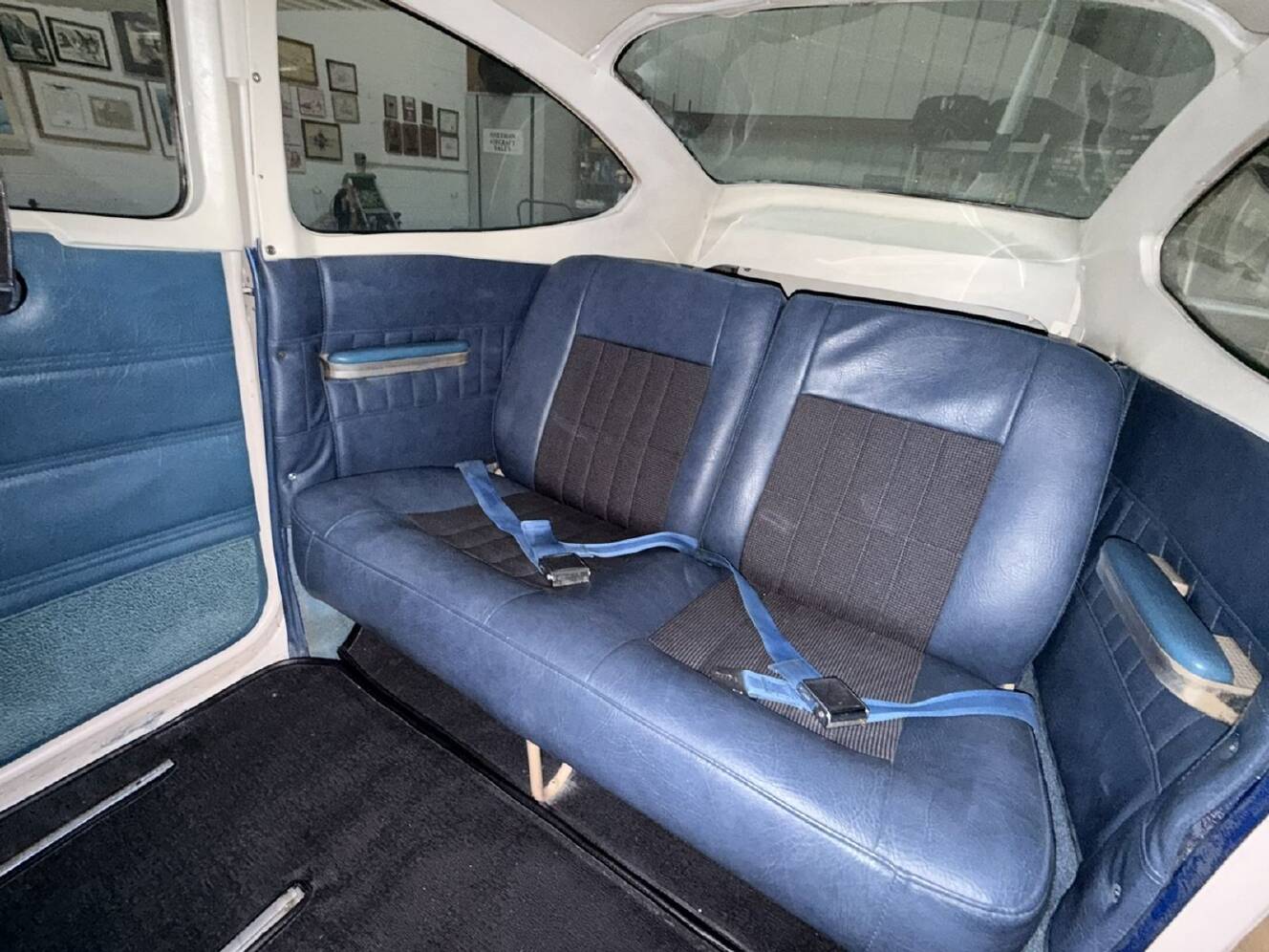 A photo of this 1971 Cessna 182N SKYLANE