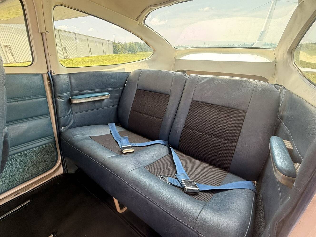 A photo of this 1971 Cessna 182N SKYLANE