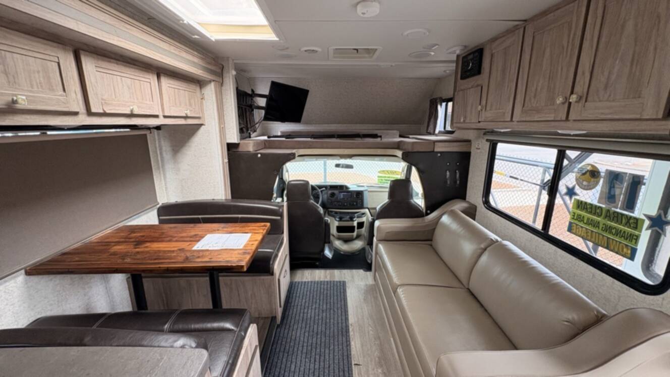 A photo of this 2017 Forest River SUNSEEKER 3050S