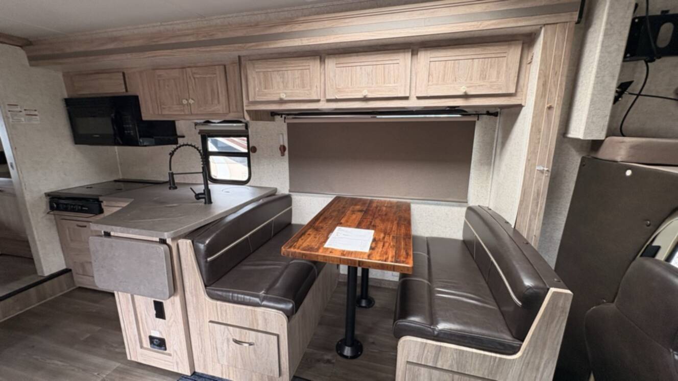 A photo of this 2017 Forest River SUNSEEKER 3050S