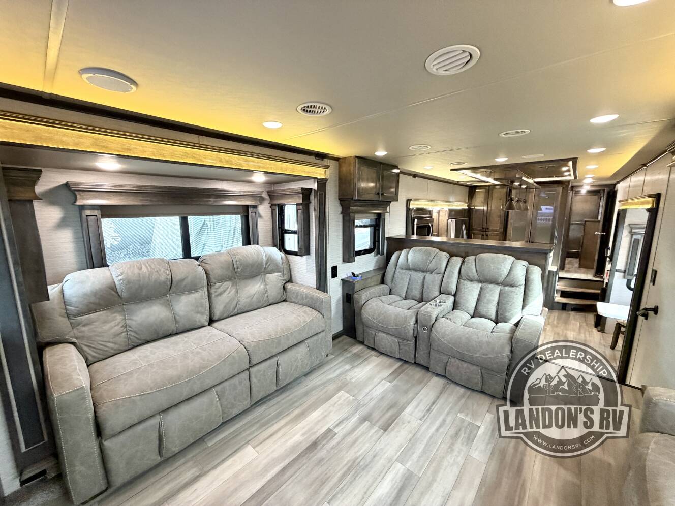 A photo of this 2022 Vanleigh BEACON 42RDB