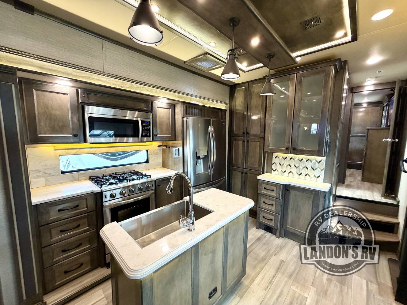 A photo of this 2022 Vanleigh BEACON 42RDB