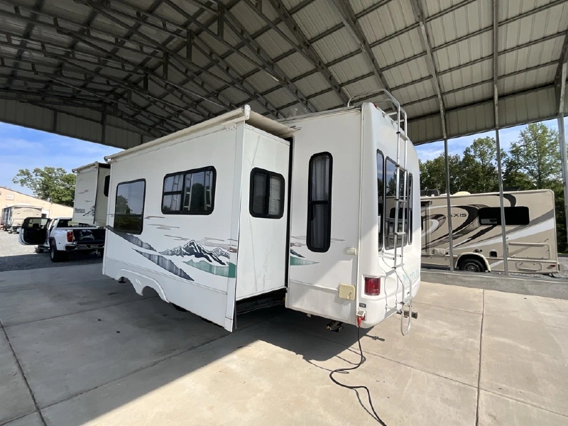 2003 KEYSTONE MONTANA 2955RL