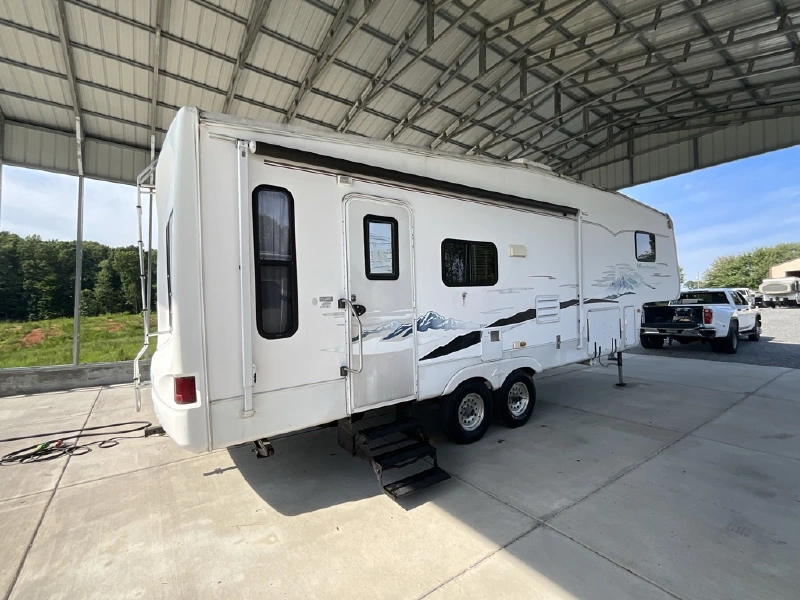 2003 KEYSTONE MONTANA 2955RL