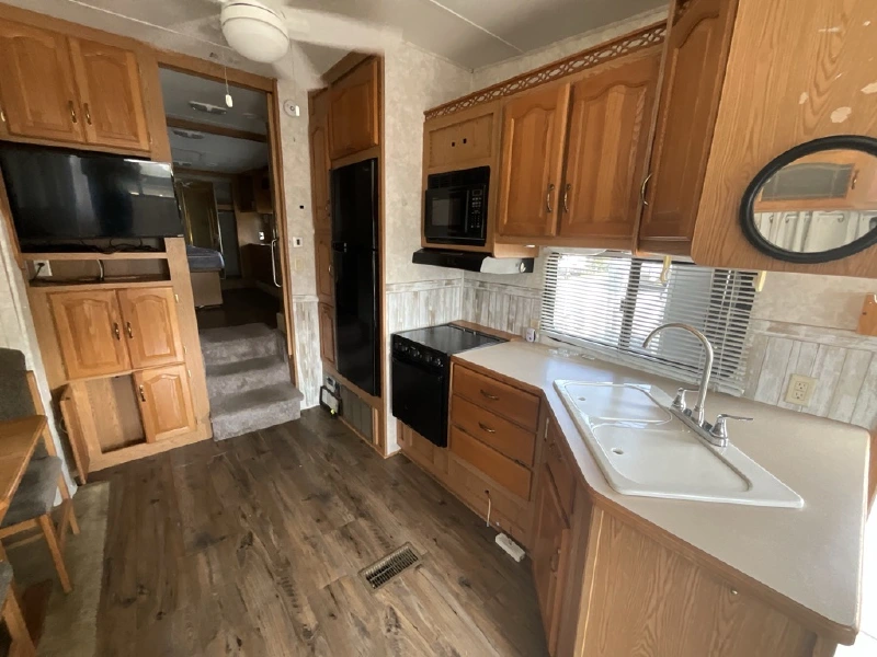2003 KEYSTONE MONTANA 2955RL