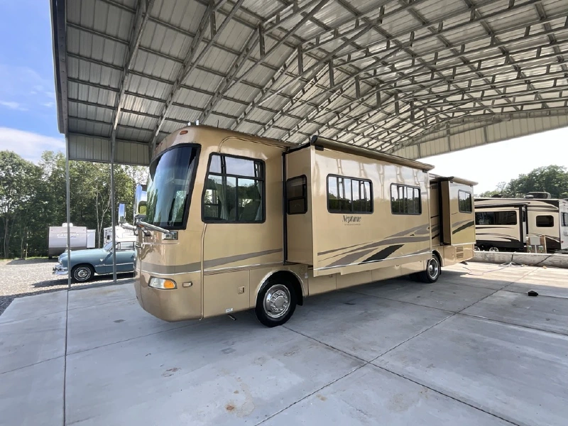 2006 HOLIDAY RAMBLER NEPTUNE 36SBT