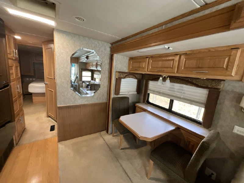 2006 HOLIDAY RAMBLER NEPTUNE 36SBT