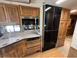 2006 HOLIDAY RAMBLER NEPTUNE 36SBT