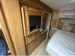 2006 HOLIDAY RAMBLER NEPTUNE 36SBT