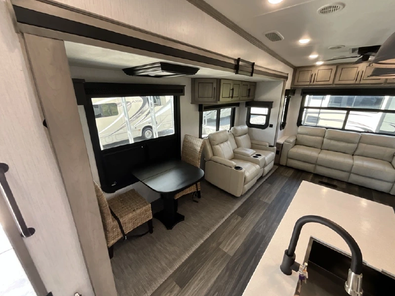 2021 HEARTLAND BIG COUNTRY 3560SS