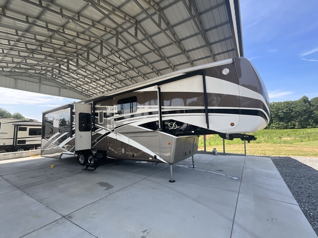 2017 DRV MOBILE SUITES 39DBRS3 in dobson NC