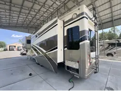 2017 DRV MOBILE SUITES 39DBRS3