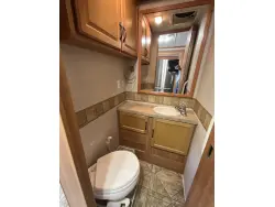 2009 FLEETWOOD BOUNDER 35E