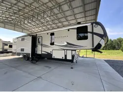 2017 KEYSTONE MONTANA HIGH COUNTRY 340BH