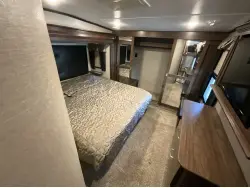 2017 KEYSTONE MONTANA HIGH COUNTRY 340BH