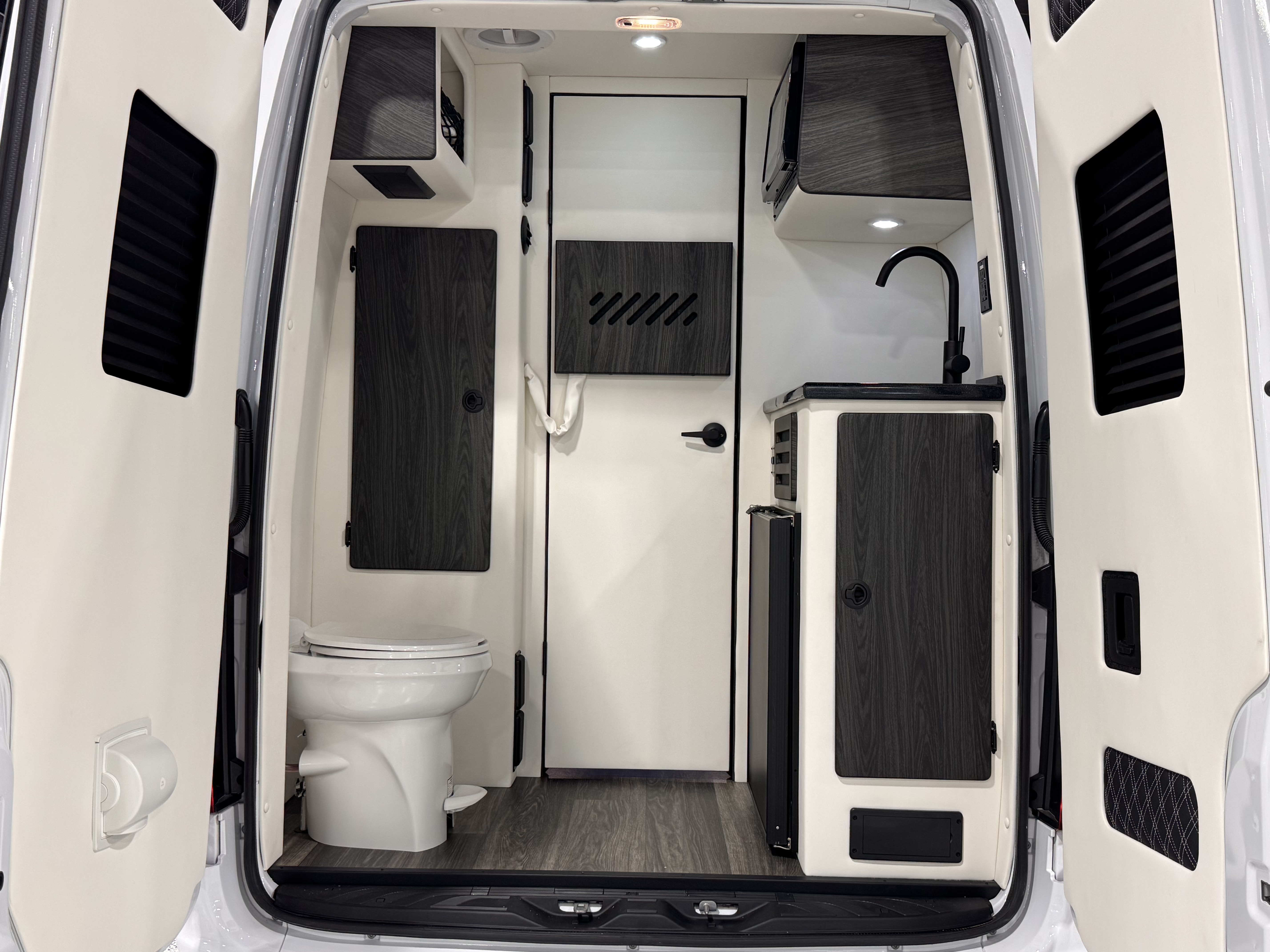 2026 Ogv Luxury Coach V-CRUISE 10OB 170E in fort wayne IN