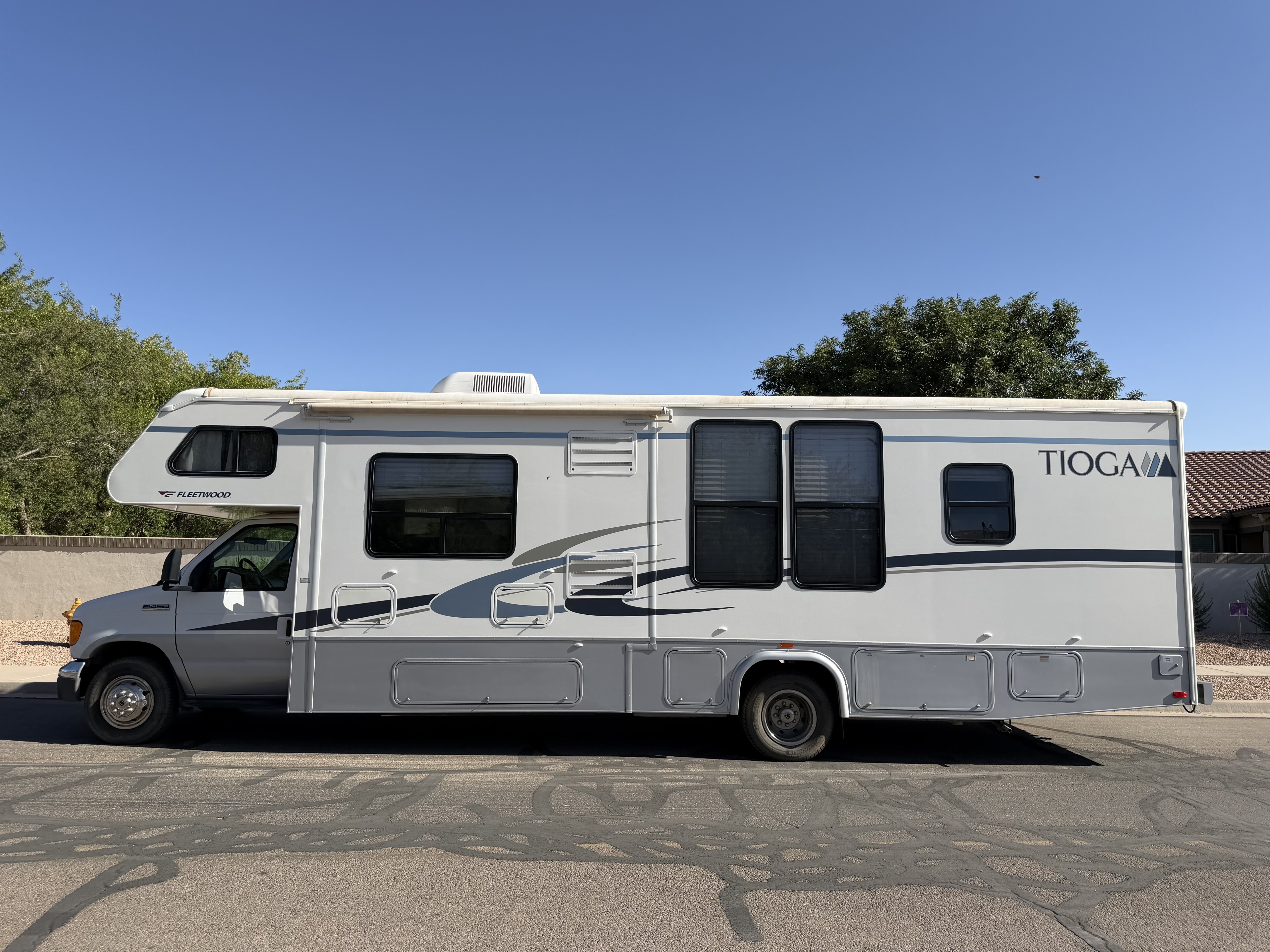 2006 Fleetwood TIOGA 31M RV