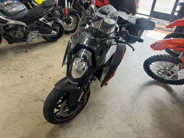 2017 KTM 1290 Super Duke GT SUPER DUKE GT in Orange, CA