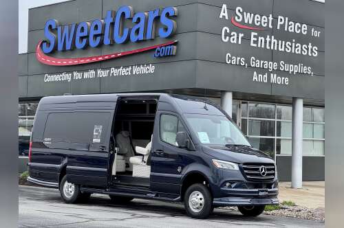 2026 Ogv Luxury Coach V-DRIVE 10RJA 170E AWD in fort wayne IN