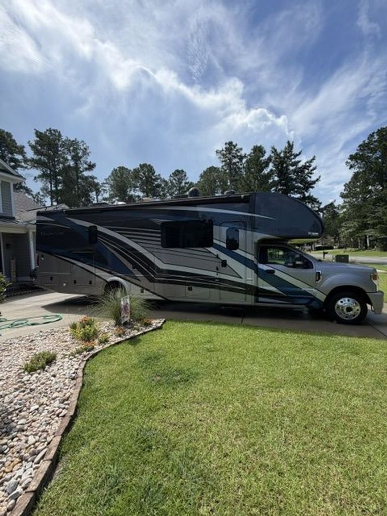 2022 Thor Motor Coach Magnitude SV34 in hardeeville SC