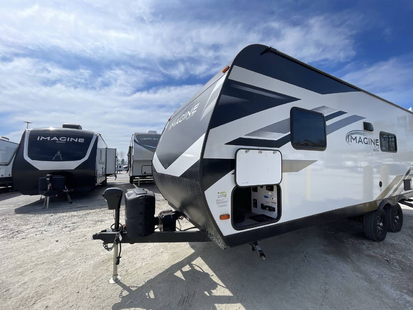 A photo of this 2023 Grand Design Imagine 22RBE