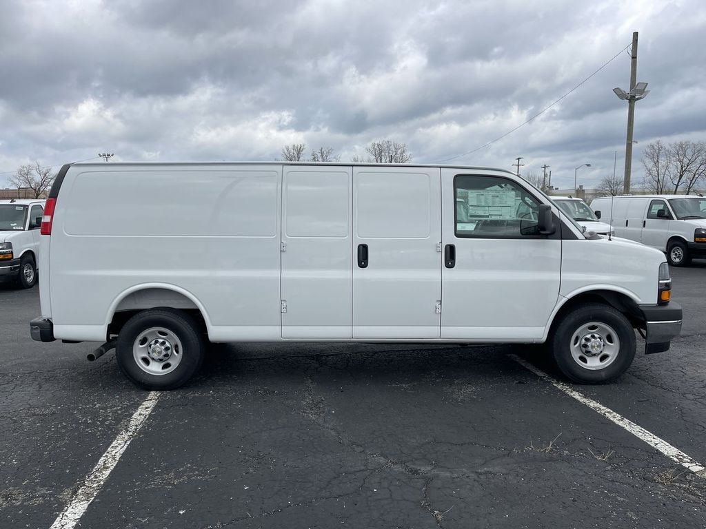2026 CHEVROLET Express 2500 in Columbus, OH