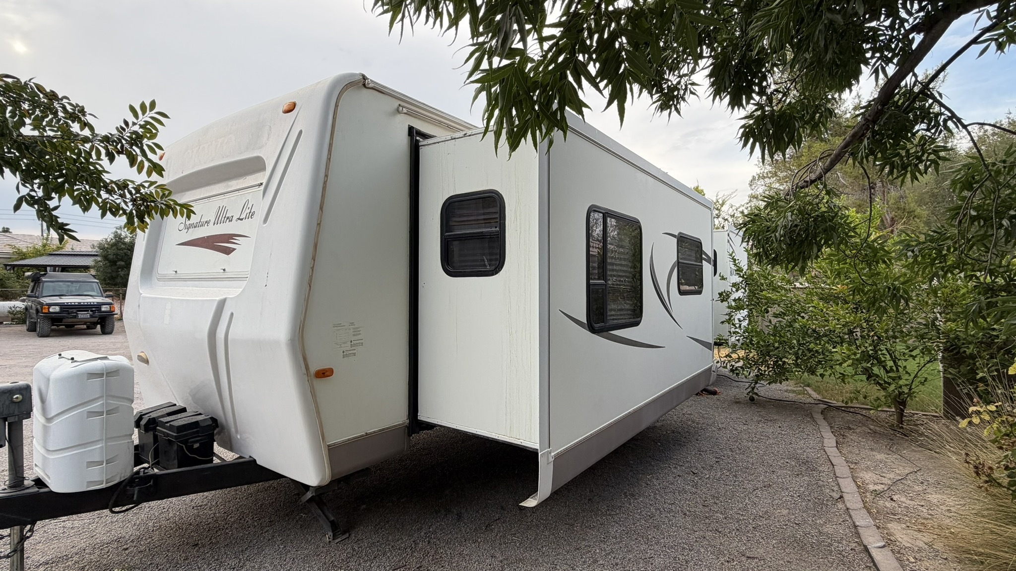 2010 Forest River ROCKWOOD SIGNATURE ULTRA LITE 8315BSS in las vegas NV