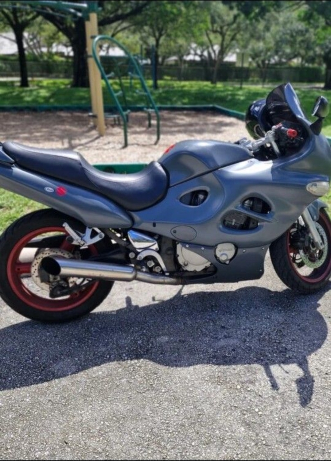 2004 Suzuki KATANA 600 600 in Davie, FL