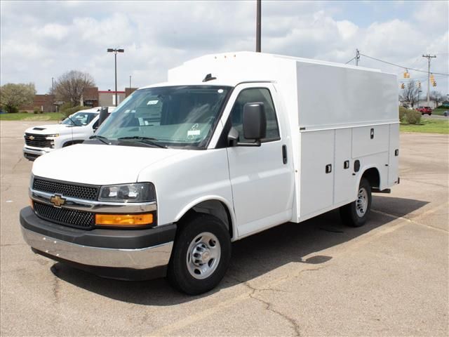 2026 CHEVROLET Express 3500 in Cincinnati, OH