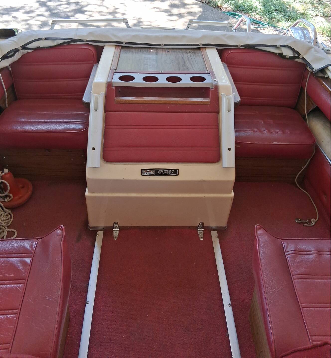A photo of this 1977 Glastron SSV