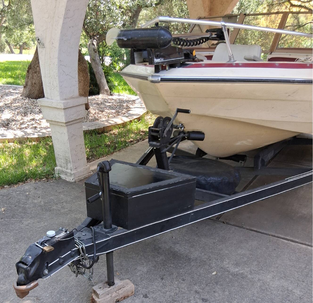 A photo of this 1977 Glastron SSV