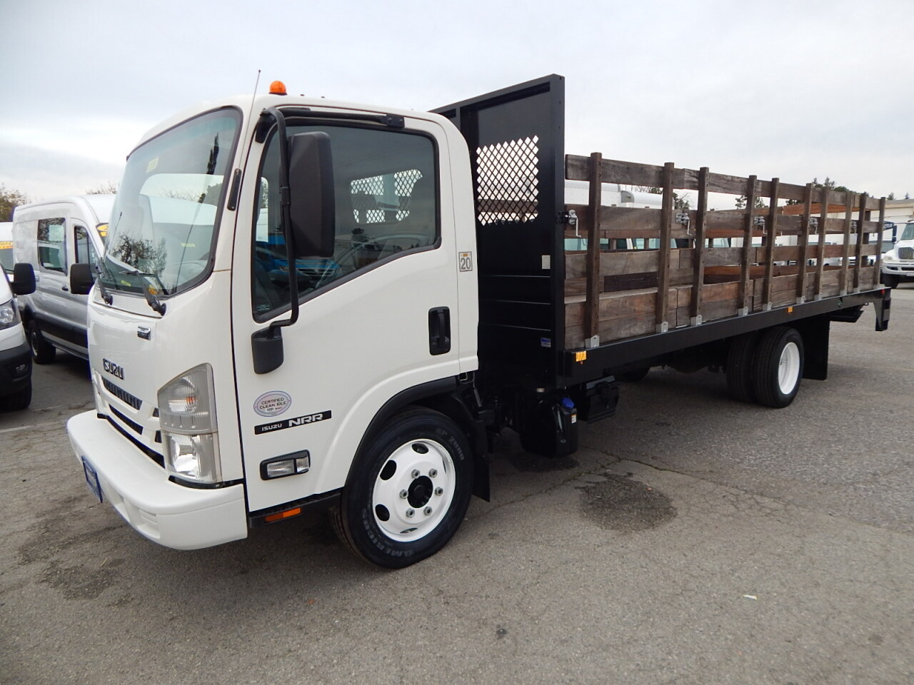 2022 ISUZU NRR in Palo Alto, CA