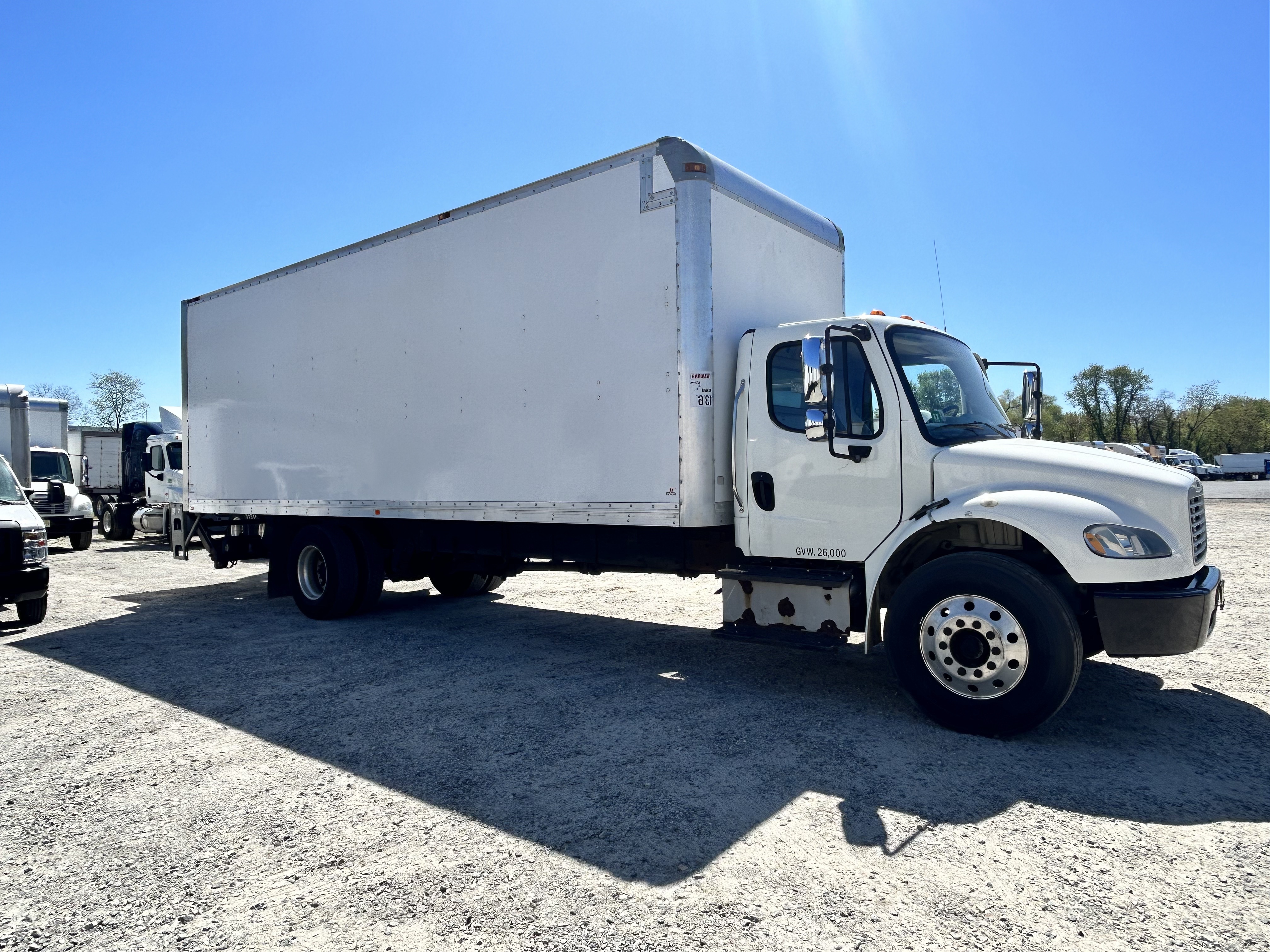 2016 FREIGHTLINER BUSINESS CLASS M2 106 in Nashville, TN