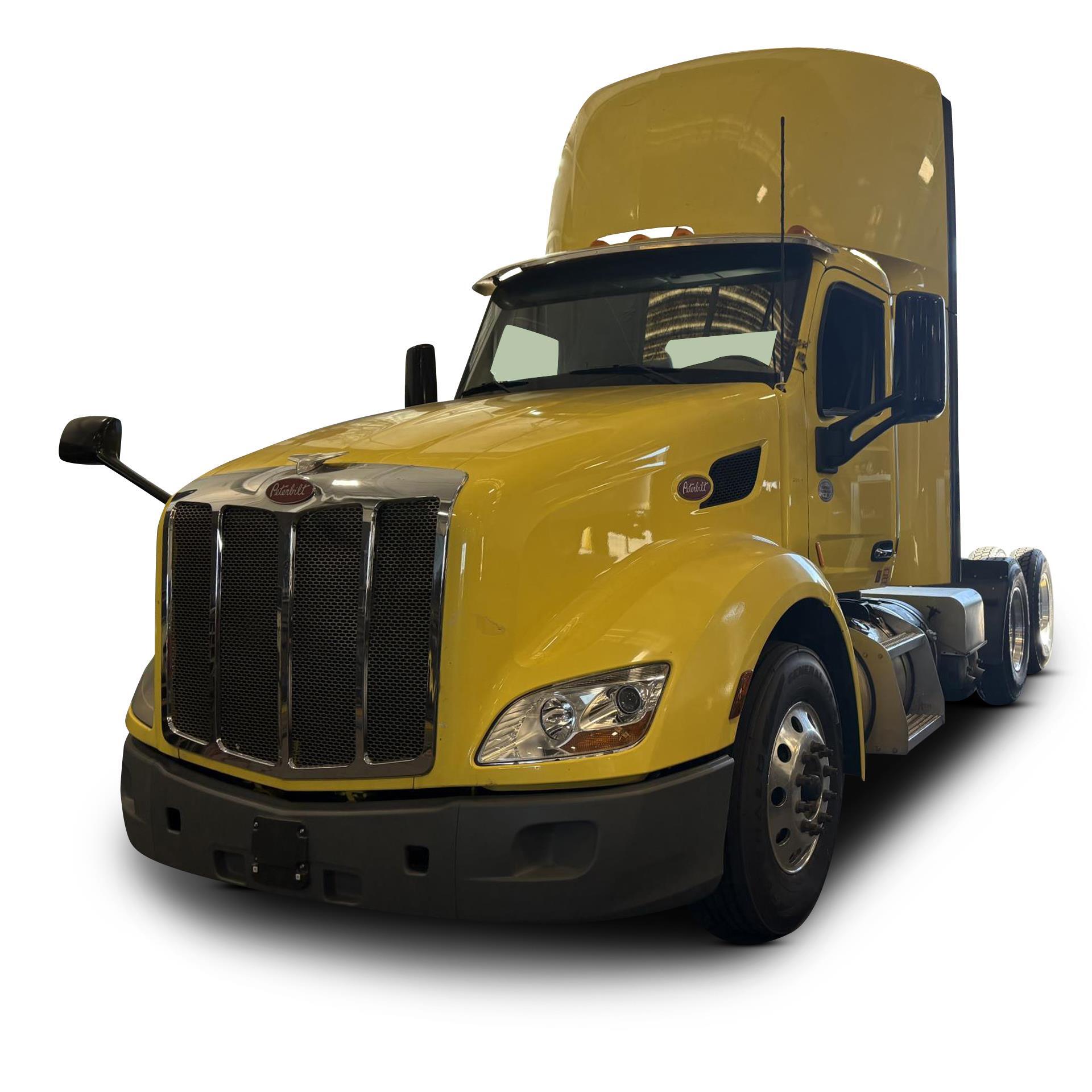 2021 PETERBILT 579 in Charlotte, NC