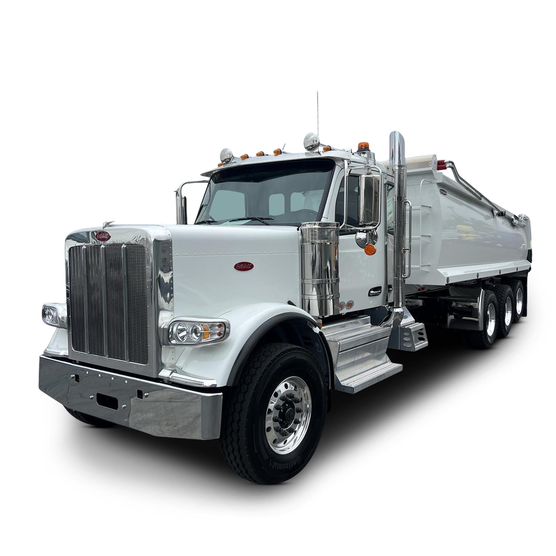 2027 Peterbilt 589 in Sylmar, CA