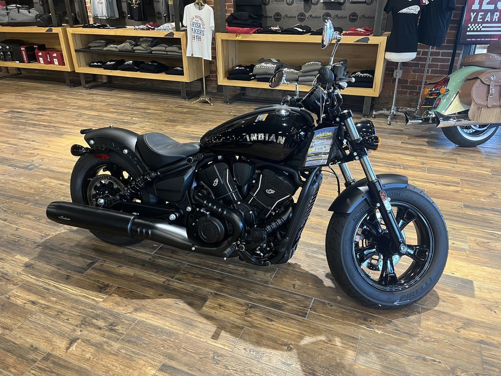 2026 Indian Scout Sixty Bobber Black Metallic BOBBER SIXTY in Bristol, VA