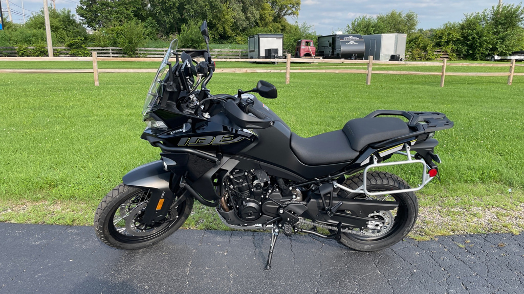 2026 CFMOTO IBEX 800 E - GEM BLACK 800 E in Marengo, IL