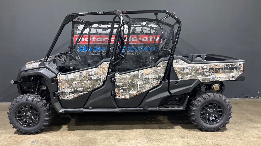 2025 Honda PIONEER 1000-6 DLX CRE BASE in murfreesboro TN