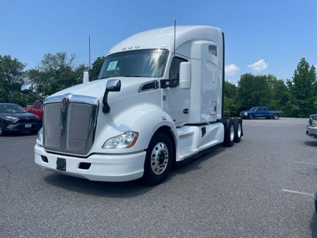 2022 KENWORTH T680 in Swedesboro, NJ