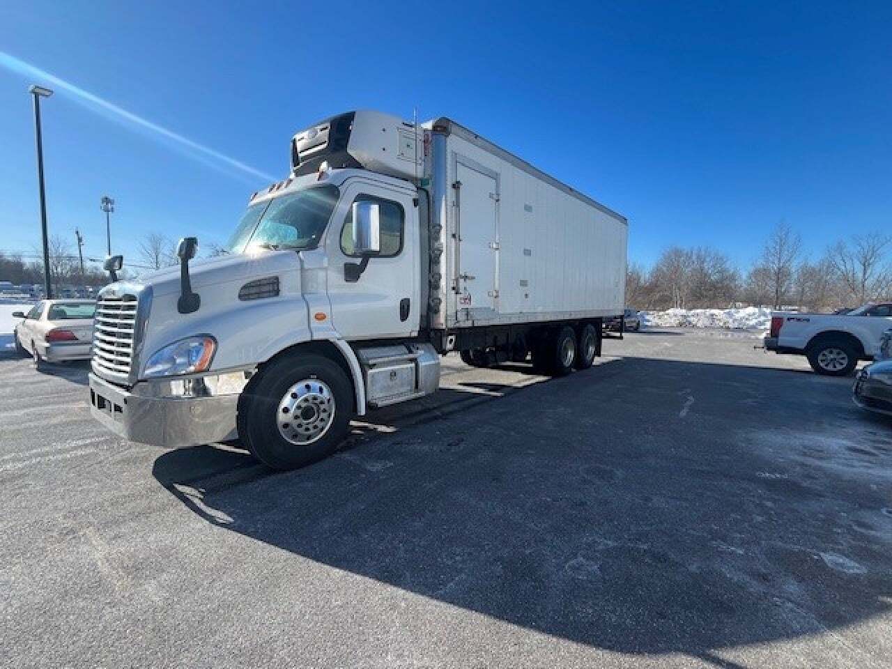 2019 FREIGHTLINER CASCADIA 113 in Swedesboro, NJ