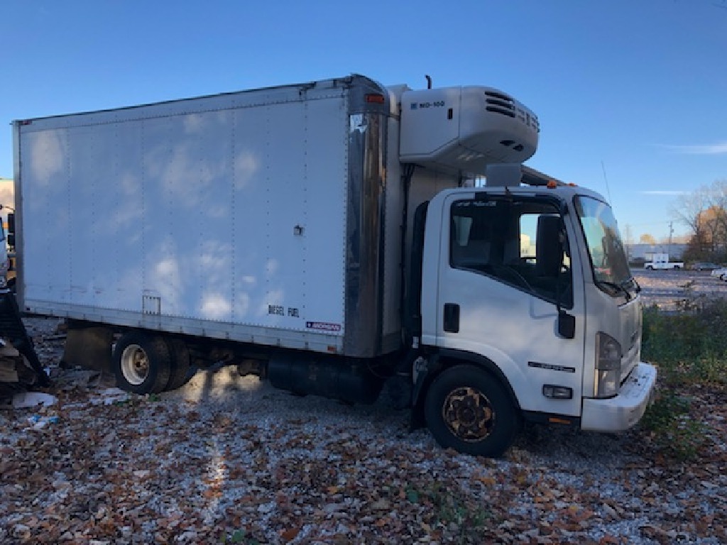 2009 ISUZU NPR in Cleveland, OH