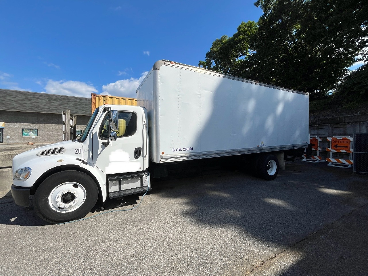 2007 FREIGHTLINER BUSINESS CLASS M2 106 in Adamsville, RI