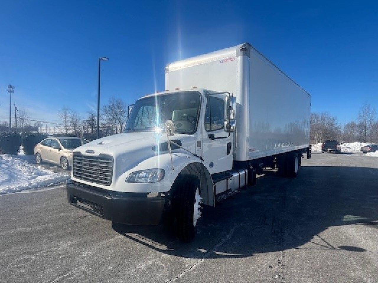 2021 FREIGHTLINER BUSINESS CLASS M2 106 in Swedesboro, NJ