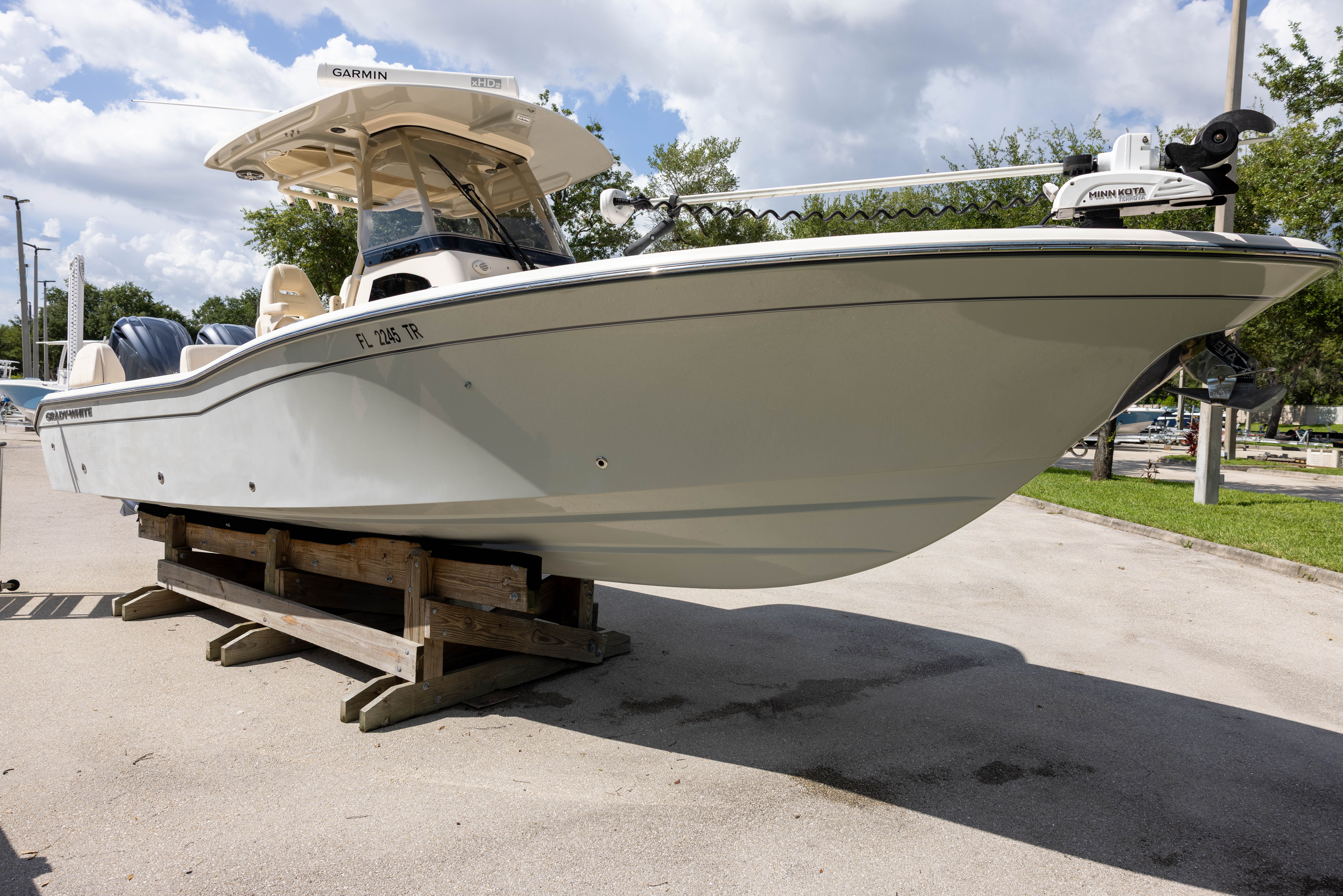 2023 Grady-White 281 CE (Coastal Explorer) Bay Boat boat