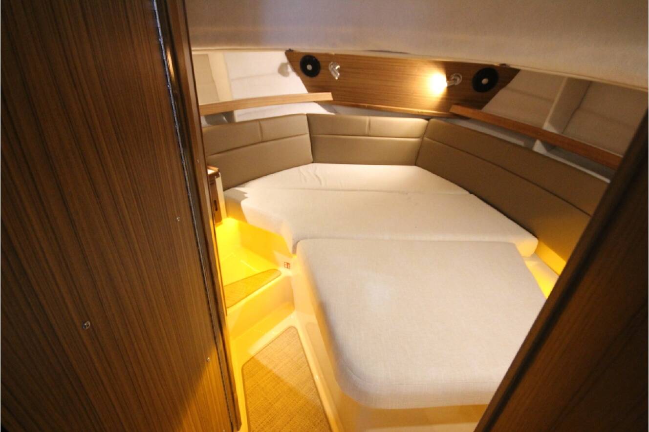 A photo of this 2026 Ranger Tugs R-31 Command Bridge Luxury Edition