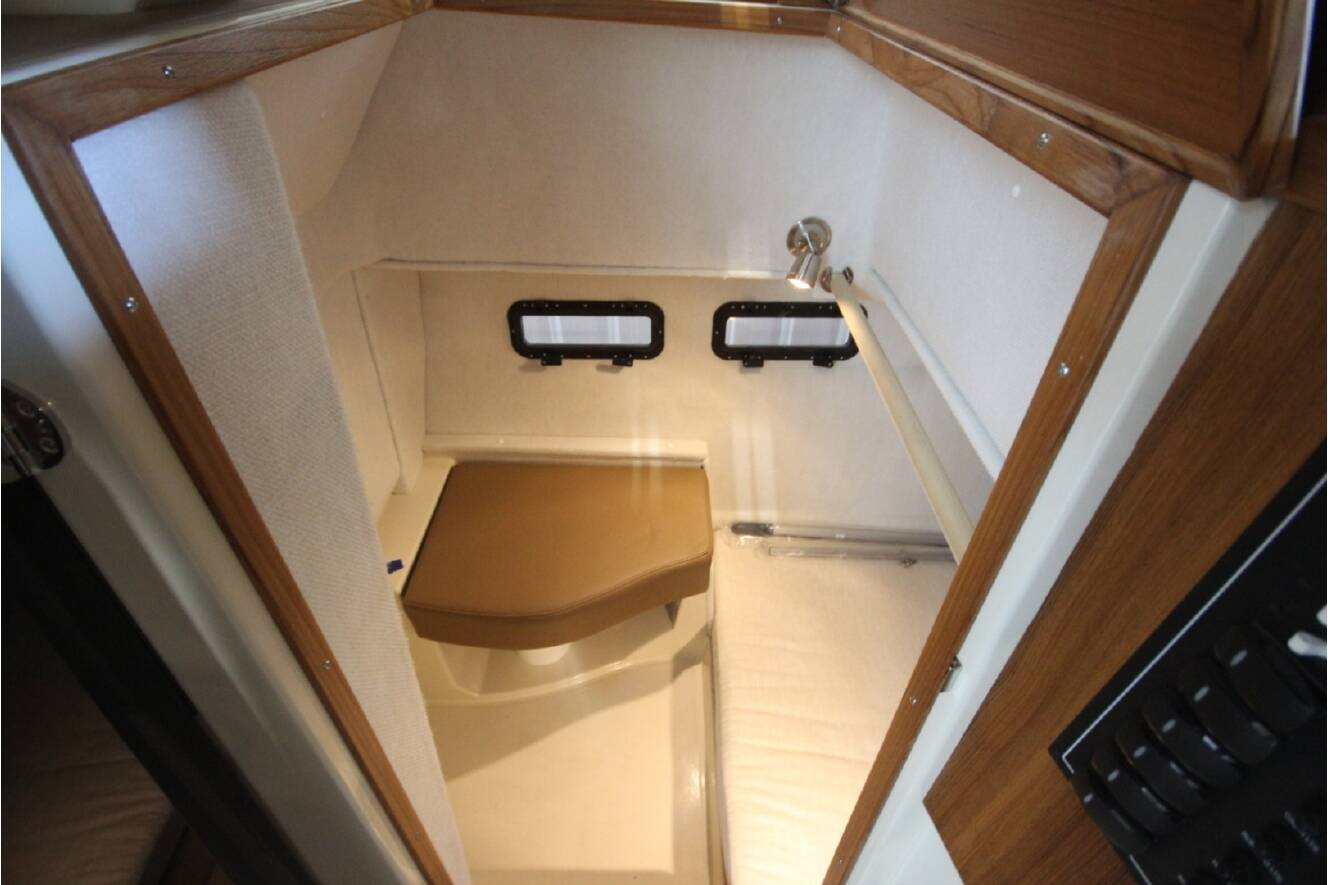 A photo of this 2026 Ranger Tugs R-31 Command Bridge Luxury Edition