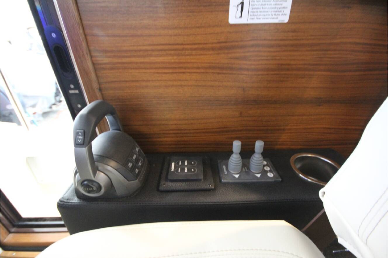 A photo of this 2026 Ranger Tugs R-31 Command Bridge Luxury Edition